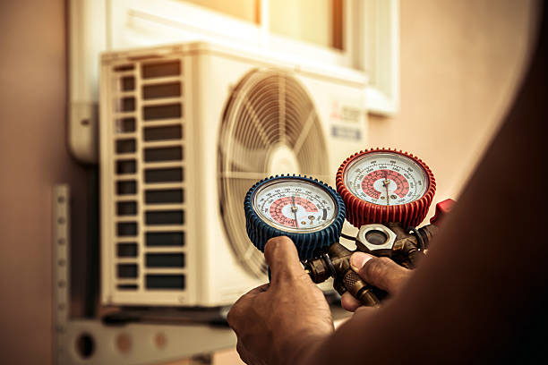 Professional Emergency Hvac technician working in Monticello, IL